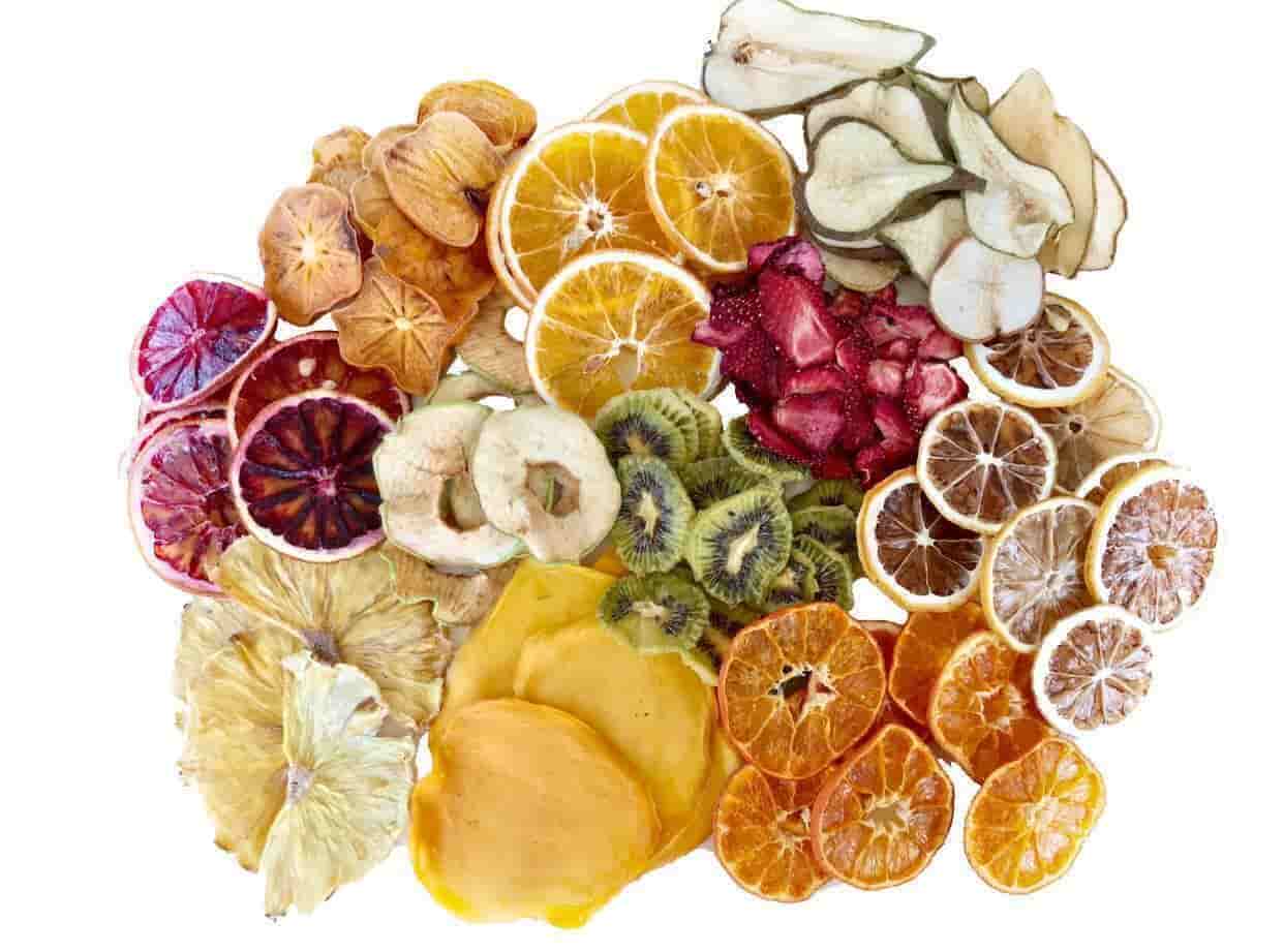 تصویر 1 از میوه خشک استوایی با بافت نرم و یکدست